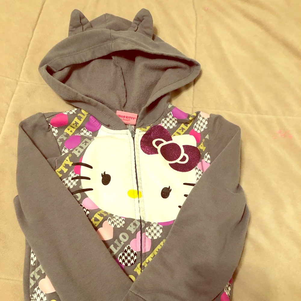 Gray hoodie